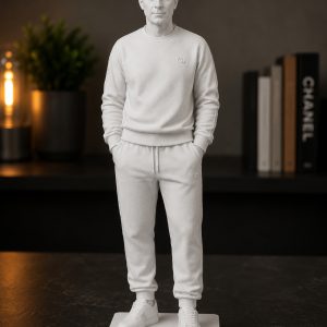 Full-body figurine printed in high-detail SLA resin